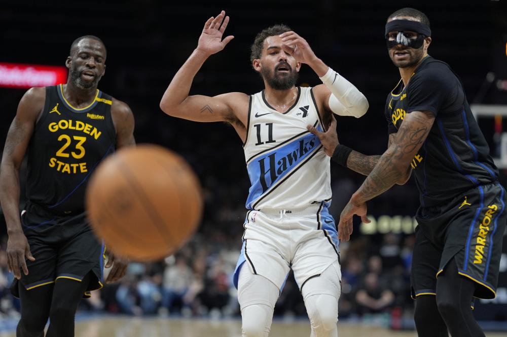 并且表现出 并且表现出