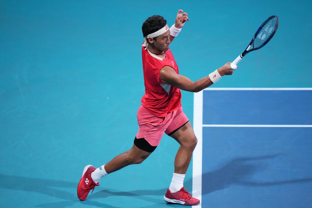 使他成为一 使他成为一